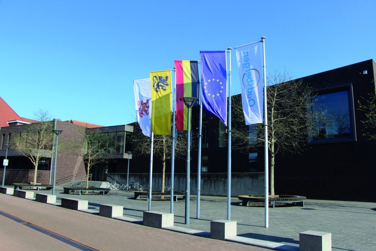 FOLDER_ gemeentehuis Meeuwen